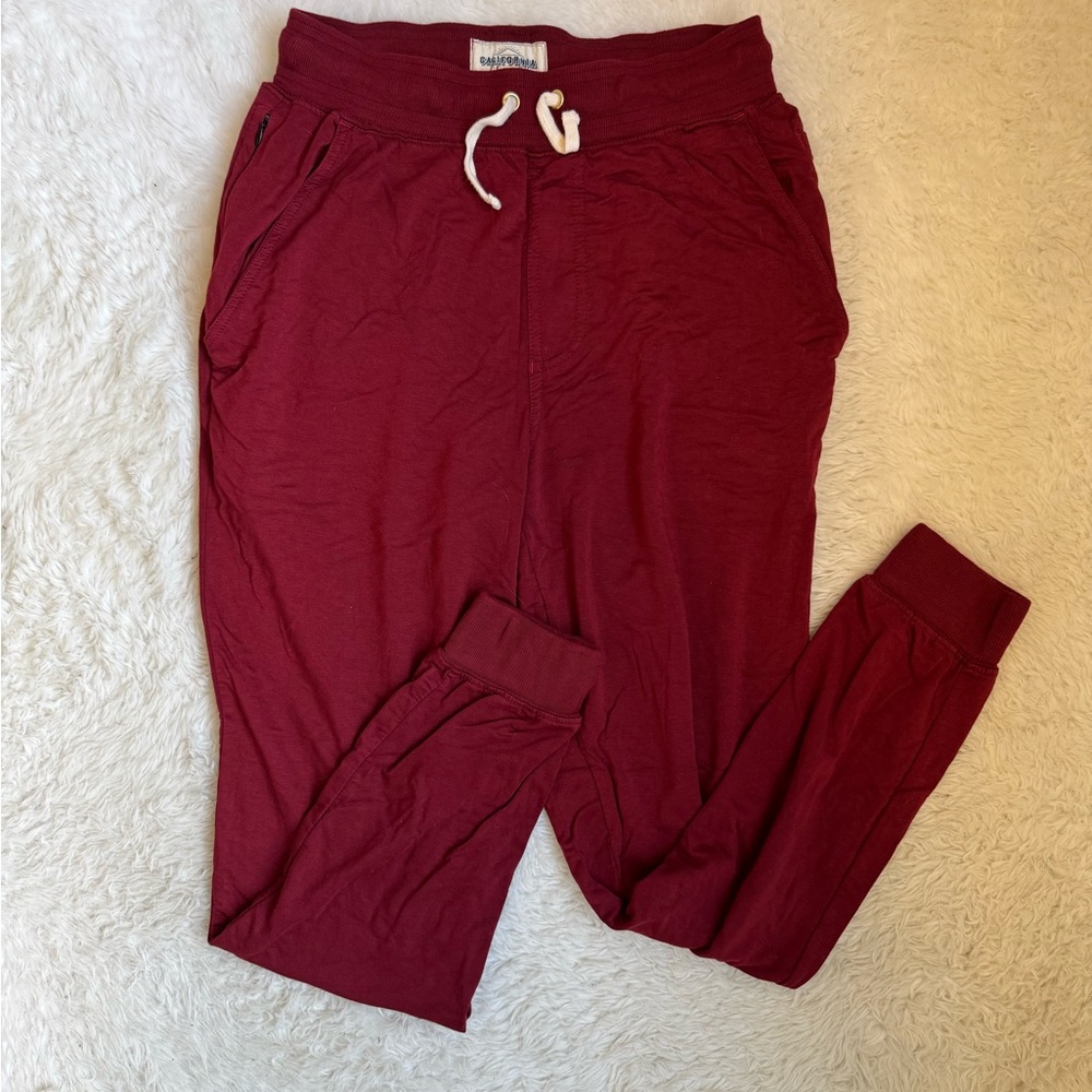 NWOT Adult California Cowboy Wagyu Fleece Burgundy Joggers